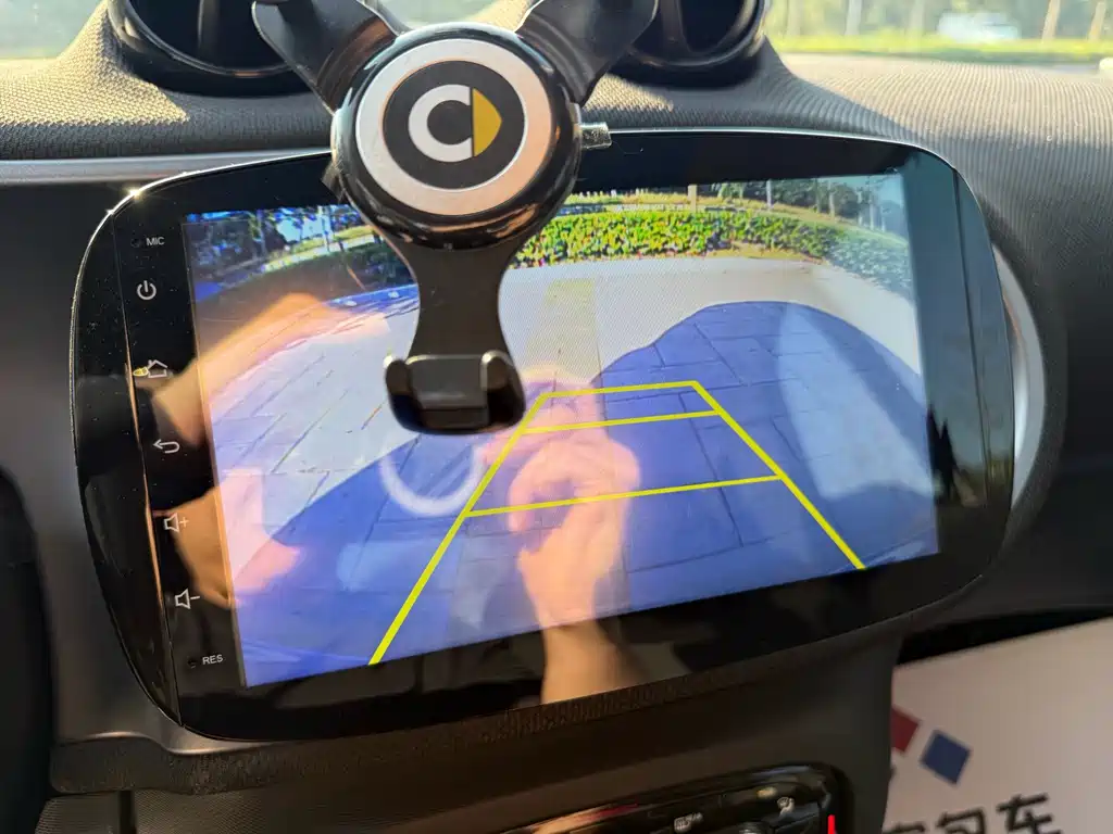 smart Smart Fortwo — миниатюра 13