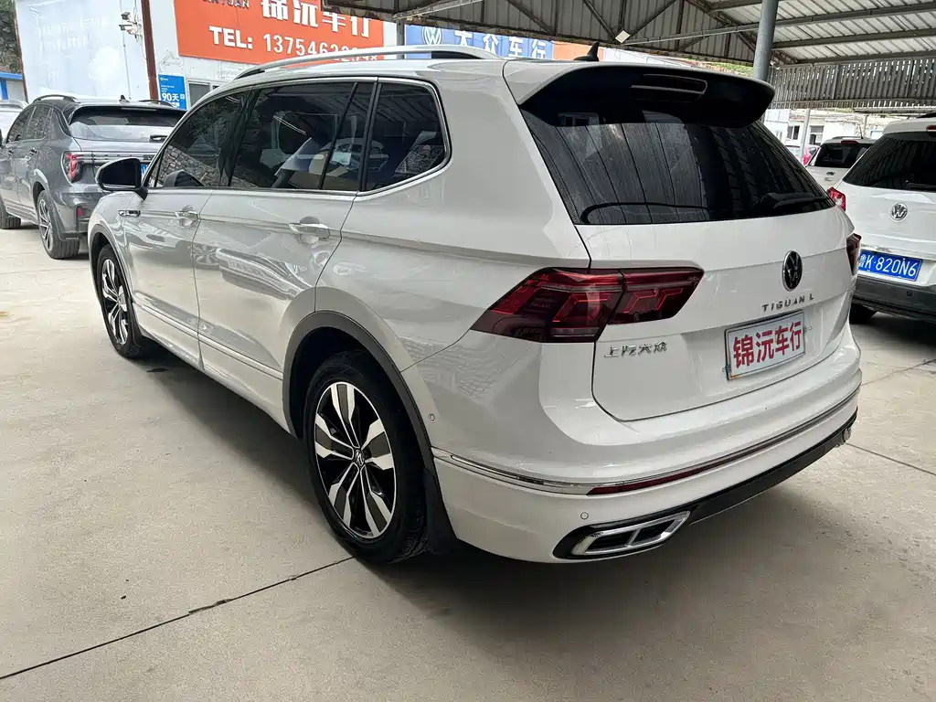Volkswagen Tiguan L — миниатюра 9