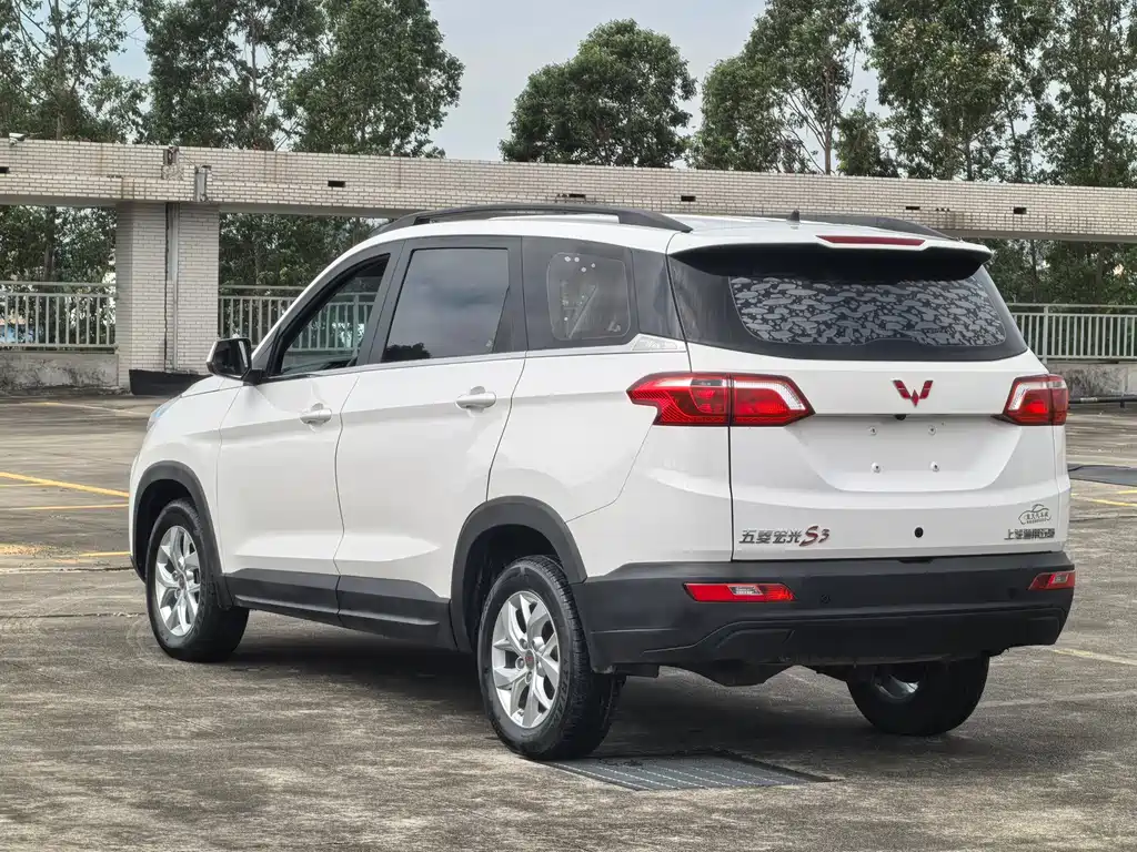WULING WULING HONGGUANG S3