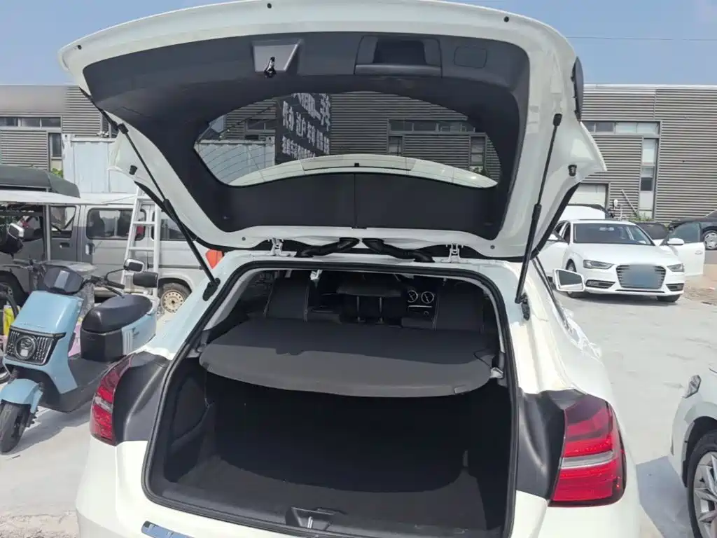 Mercedes-Benz GLA — миниатюра 19