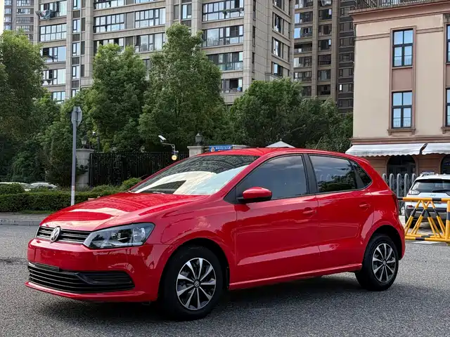 VOLKSWAGEN POLO 2019