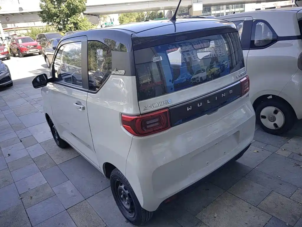Wuling MINIEV — миниатюра 5