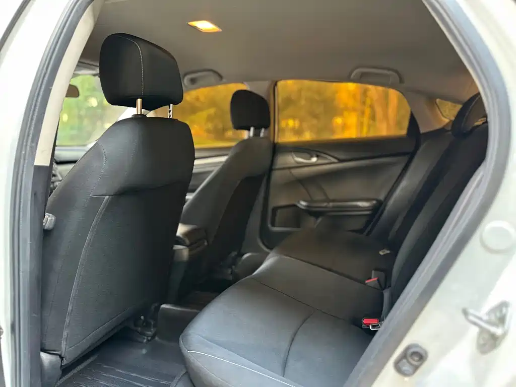 Honda Civic — миниатюра 12