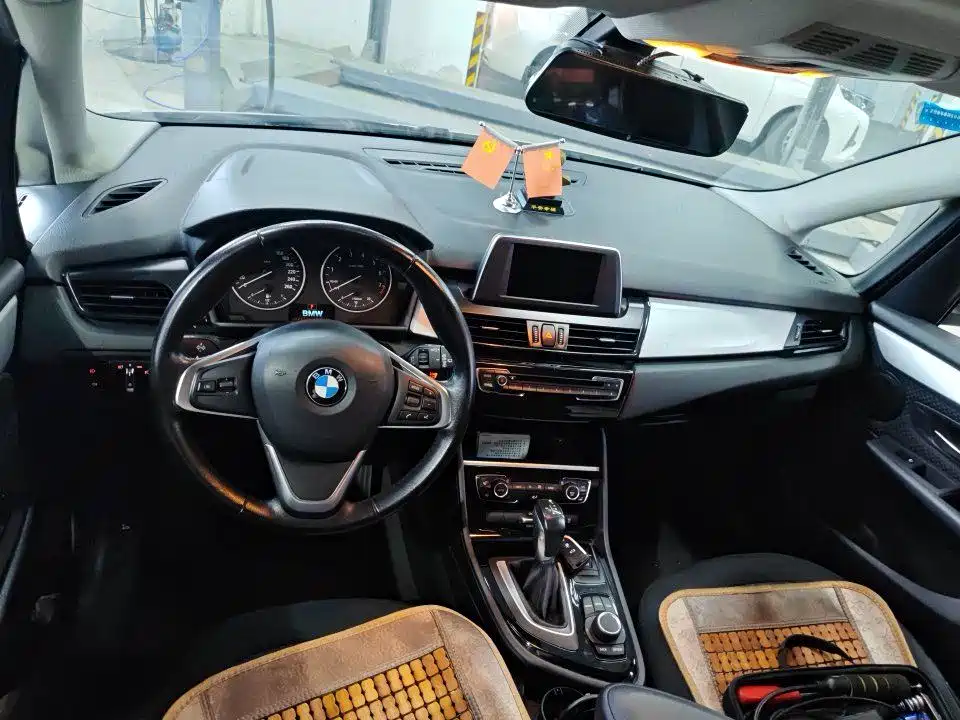 BMW 2 серии 2 2016 218i Lead