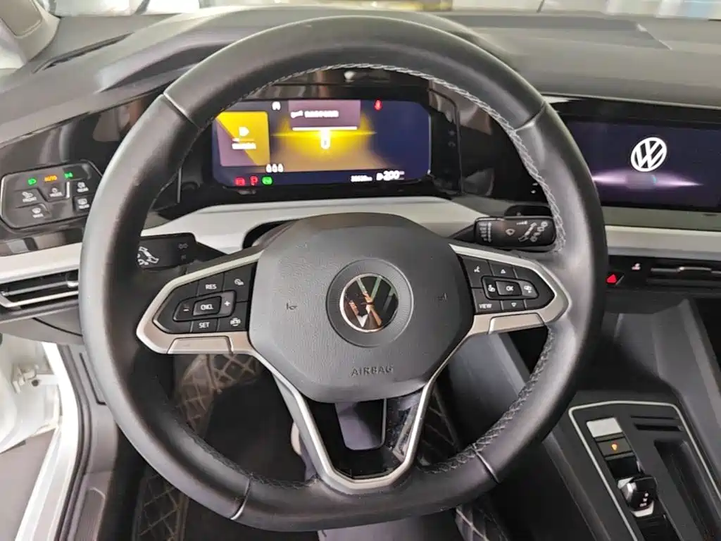 Volkswagen Golf — миниатюра 11