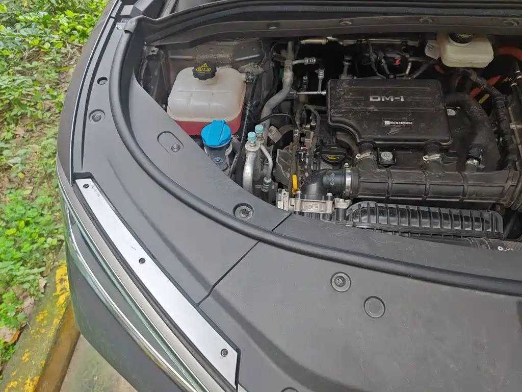 BYD L DM-i — миниатюра 20