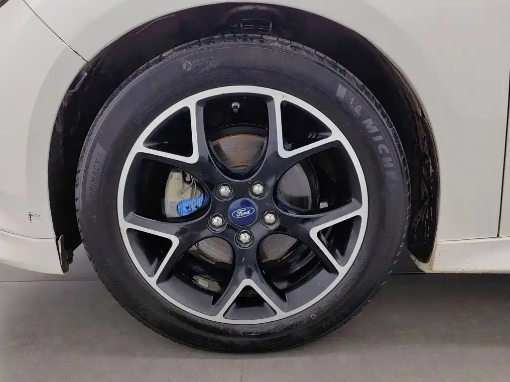 Ford Focus — миниатюра 17