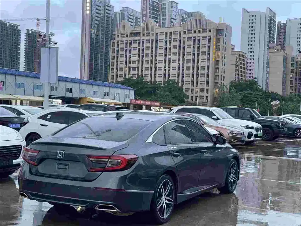 Honda Accord 2022 260TURBO Luxury