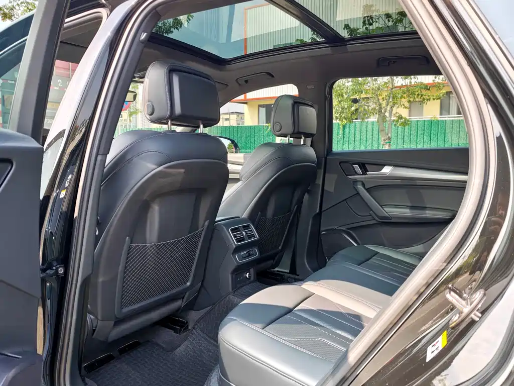 Audi Q5L — миниатюра 8