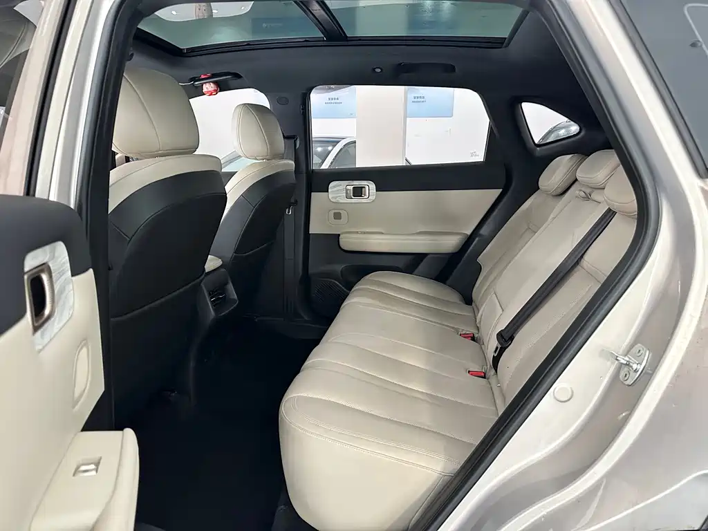 Wuling Xingguang S — миниатюра 5