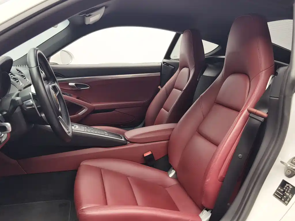 Porsche 718 2020 Cayman 2.0T