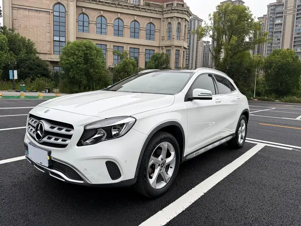 Mercedes-Benz GLA — миниатюра 3
