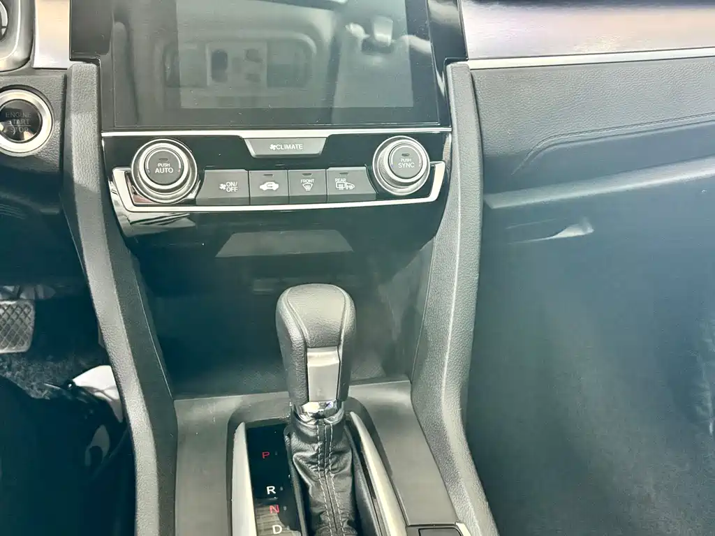 Honda Civic 2019 220TURBO CVT VI