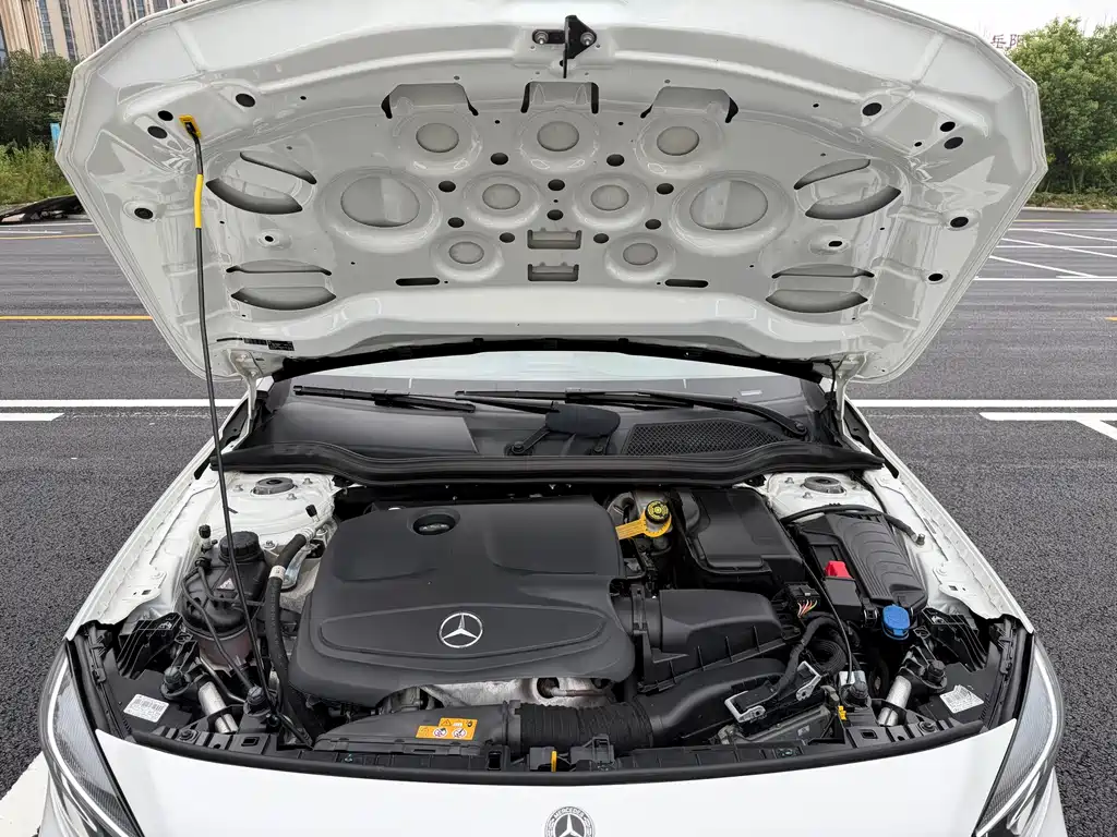 Mercedes-Benz GLA — миниатюра 15