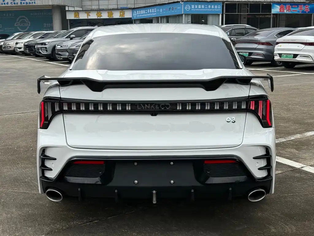 Lynk & Co 03 — миниатюра 10