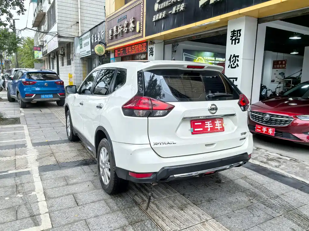 Nissan X-Trail — миниатюра 6