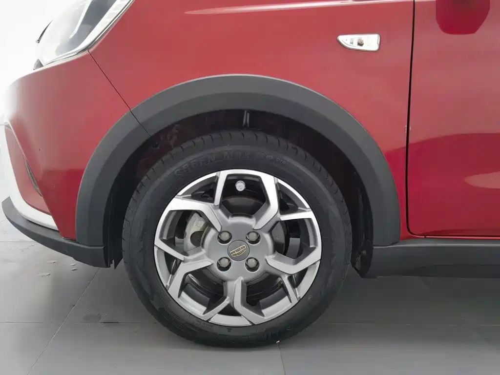 Geely Vision X1 — миниатюра 17