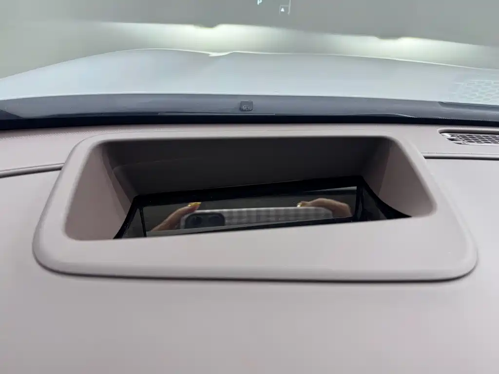 AITO AITO M7 — миниатюра 17