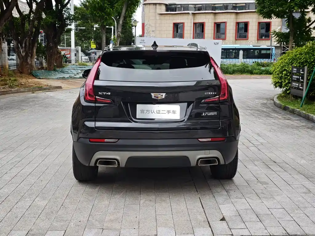 Cadillac XT4 — миниатюра 6