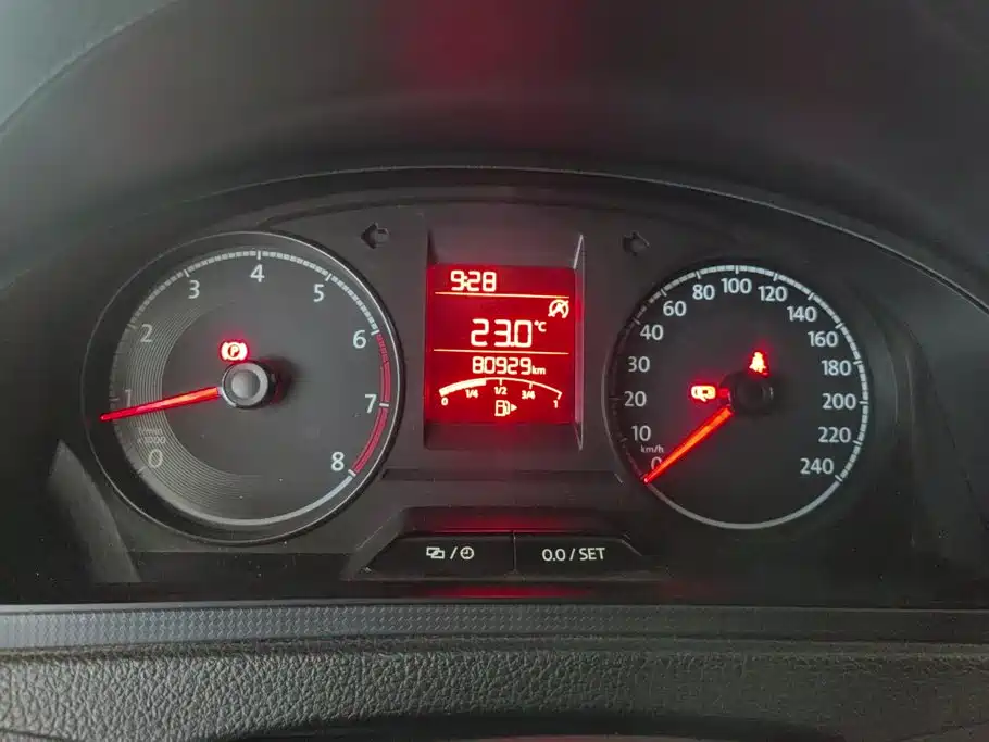 Volkswagen Santana — миниатюра 14