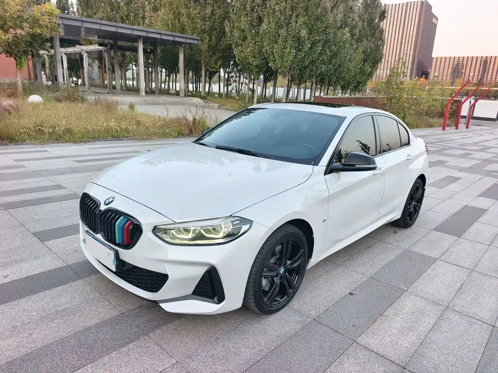 BMW 1 Series — миниатюра 2