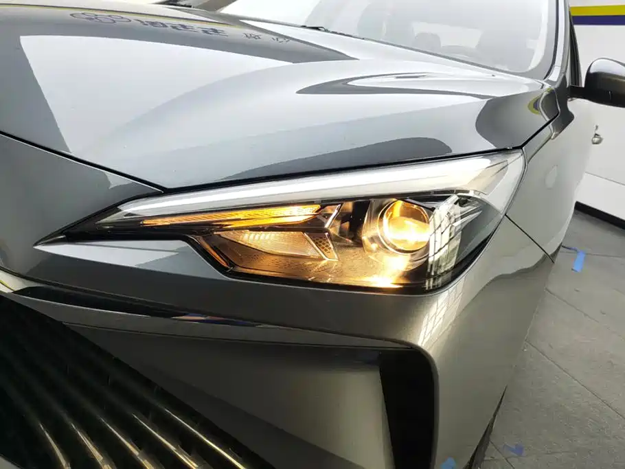Roewe i5 — миниатюра 5