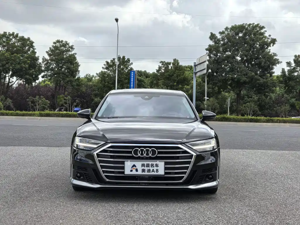Audi A8 — миниатюра 2