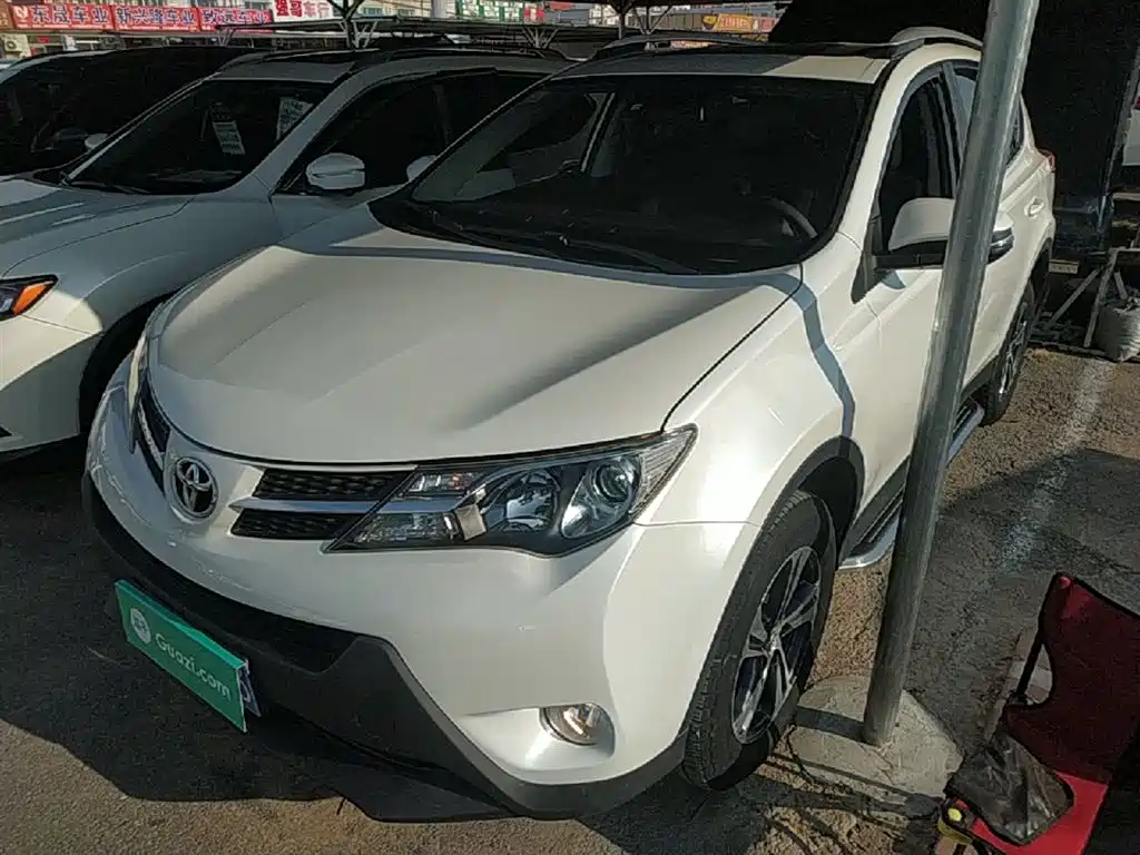 Toyota RAV4 2015