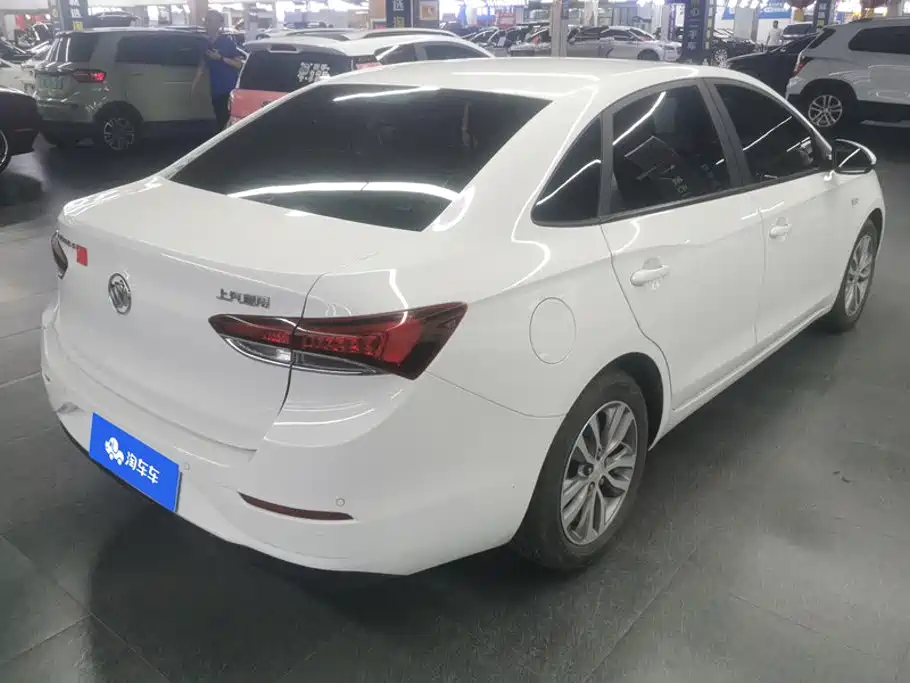 Buick Excelle — миниатюра 3