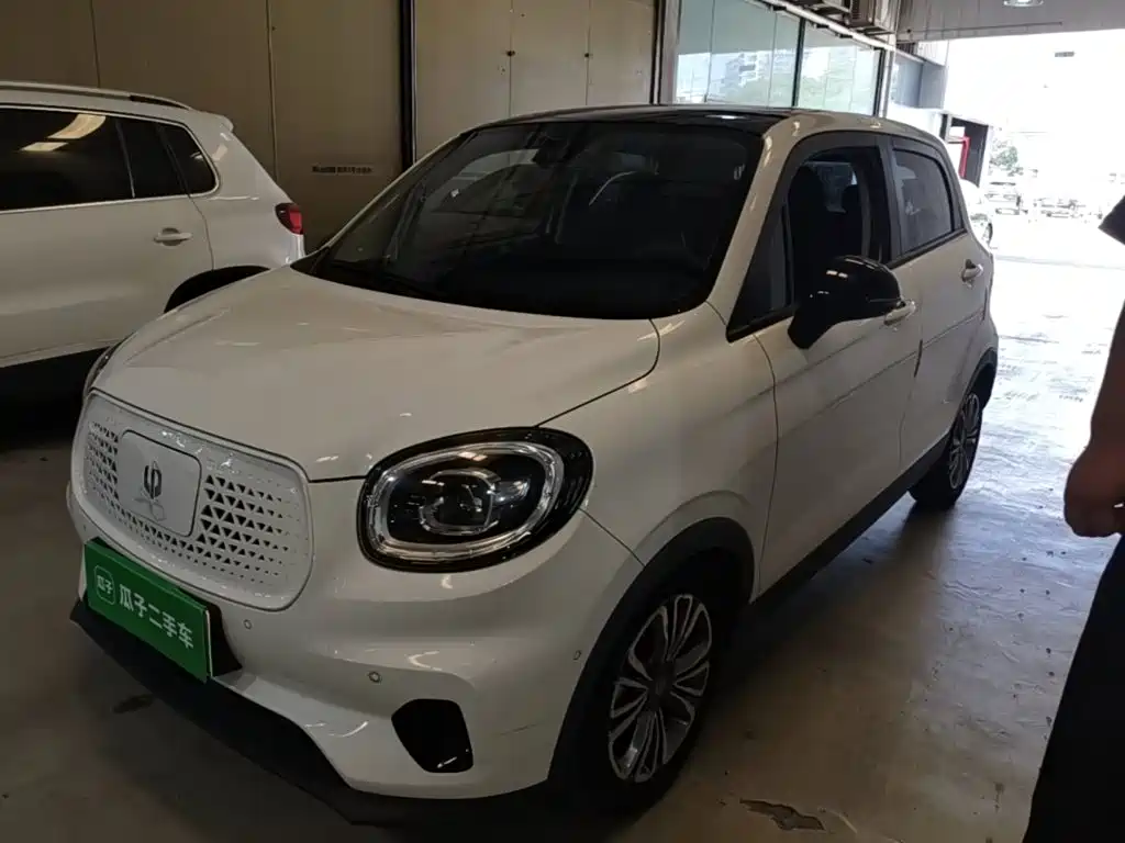 Leapmotor Leapmotor T03 — миниатюра 2