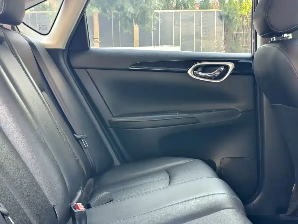 Nissan Sylphy — миниатюра 12