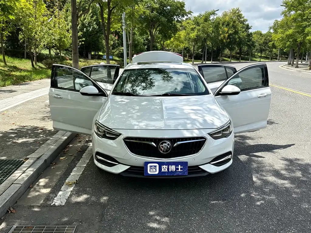 Buick Regal — миниатюра 8