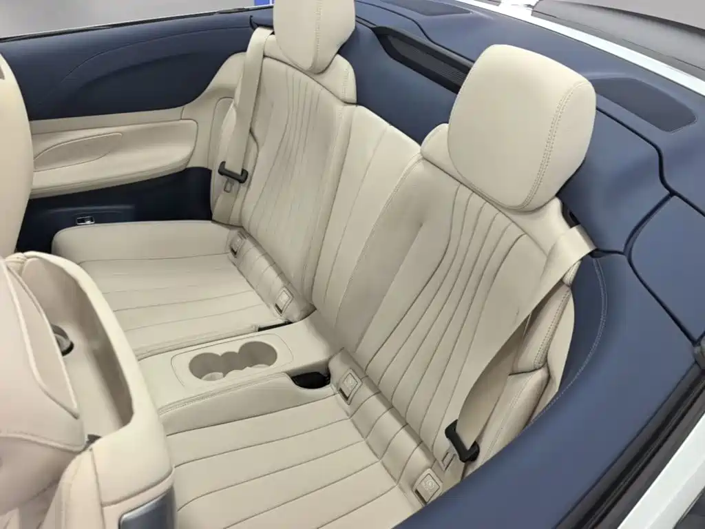 Mercedes-Benz E-Class (Import) — миниатюра 22