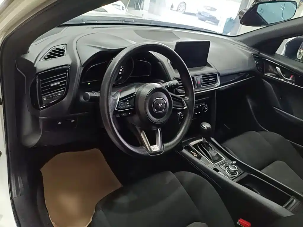 Mazda CX-4 — миниатюра 11
