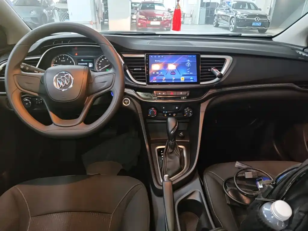 Buick Excelle — миниатюра 10