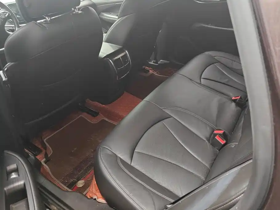 Buick LaCrosse — миниатюра 11