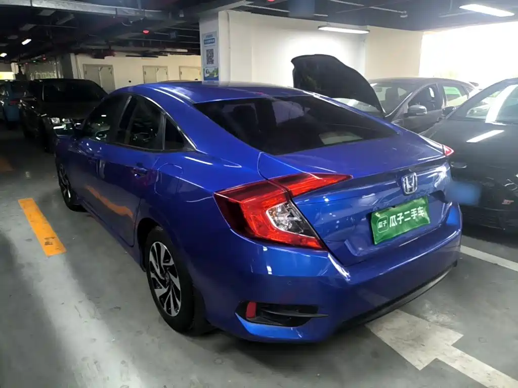Honda Civic — миниатюра 5