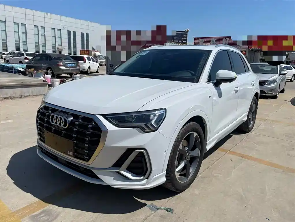 Audi Q3 2022