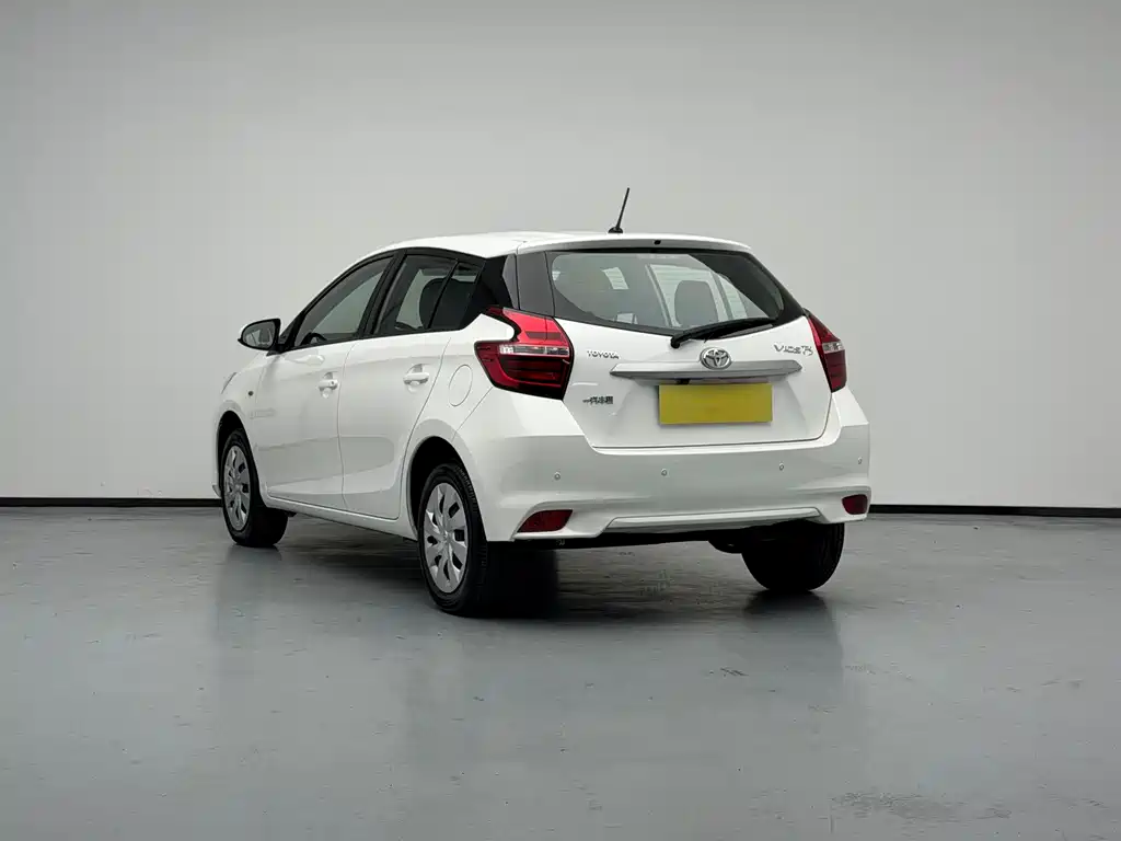 Toyota Vios FS — миниатюра 2