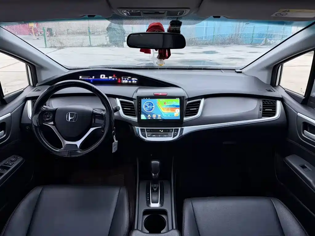 Honda Jade — миниатюра 6