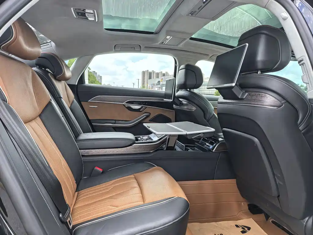 Audi A8 — миниатюра 9