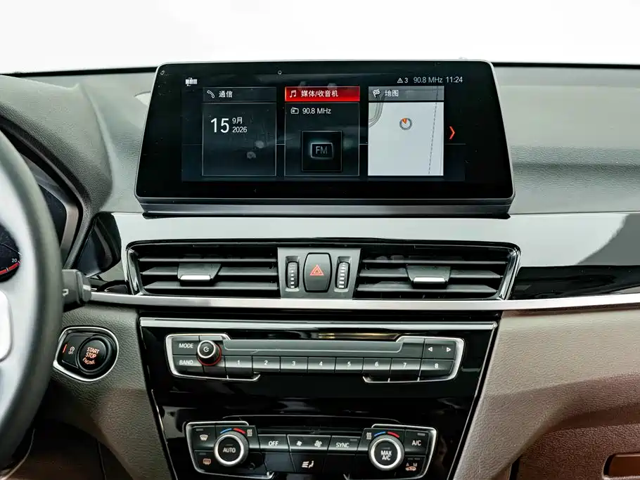 BMW X1 — миниатюра 13