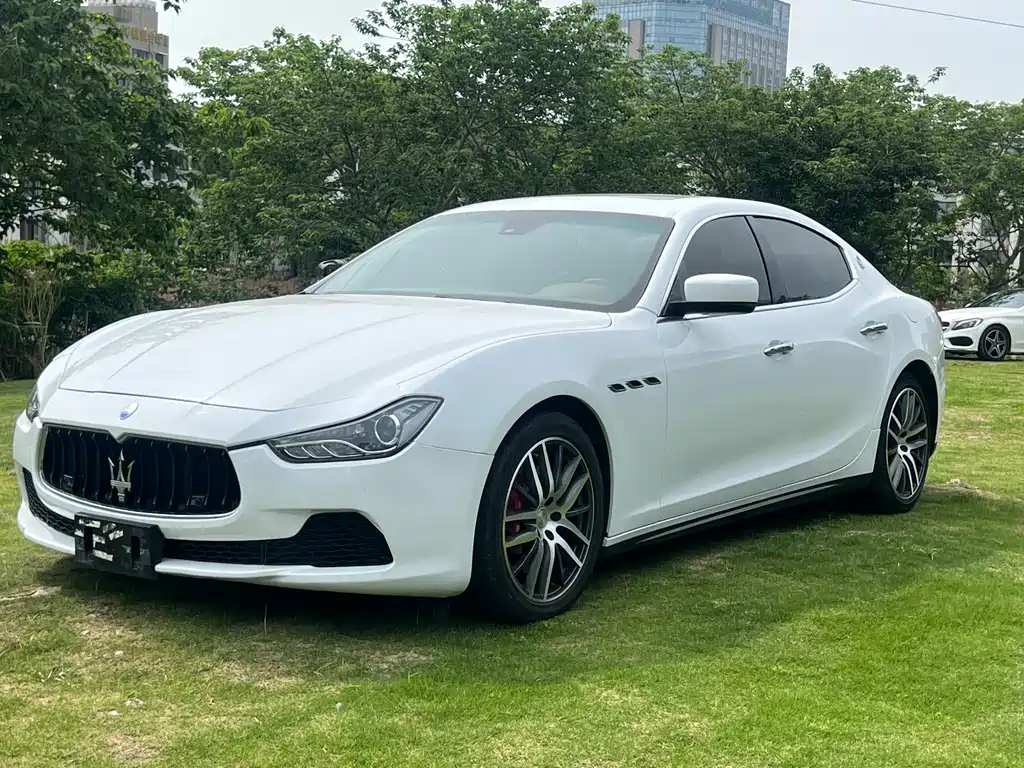 Maserati Ghibli 2015