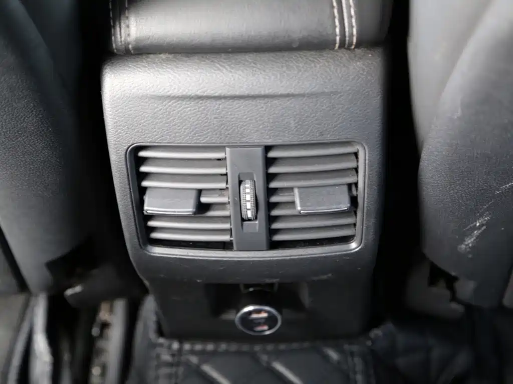 Infiniti QX30 — миниатюра 16