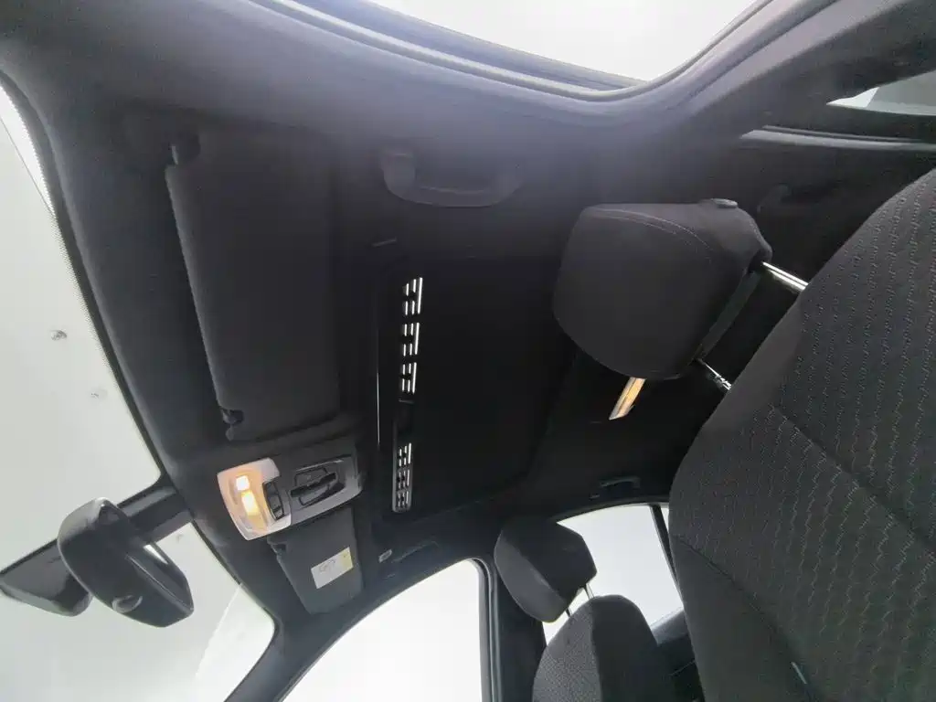 BMW 3 Series — миниатюра 14