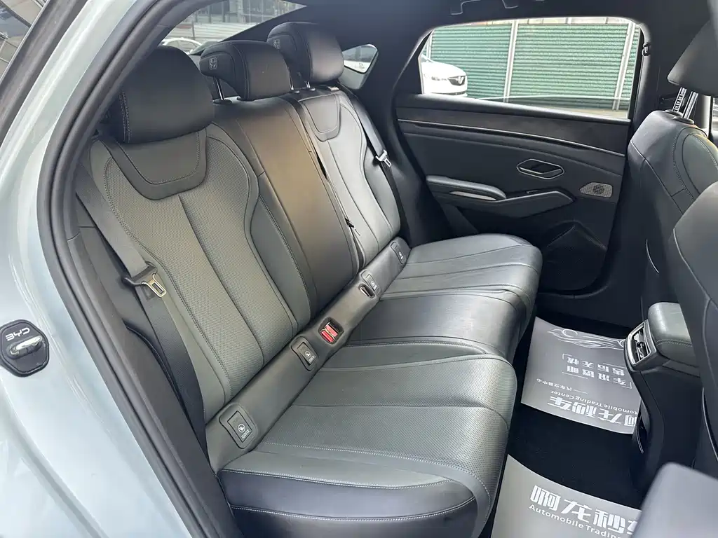 BYD Qin L L 2025 DM-i Smart Drive 80KM