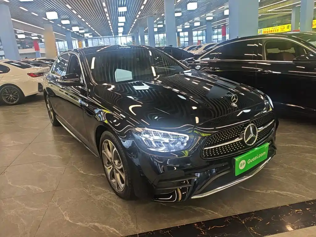 Mercedes-Benz E-Class — миниатюра 4