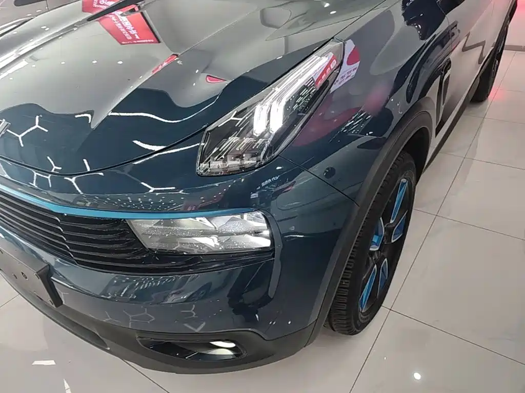 Lynk & Co 01 — миниатюра 18