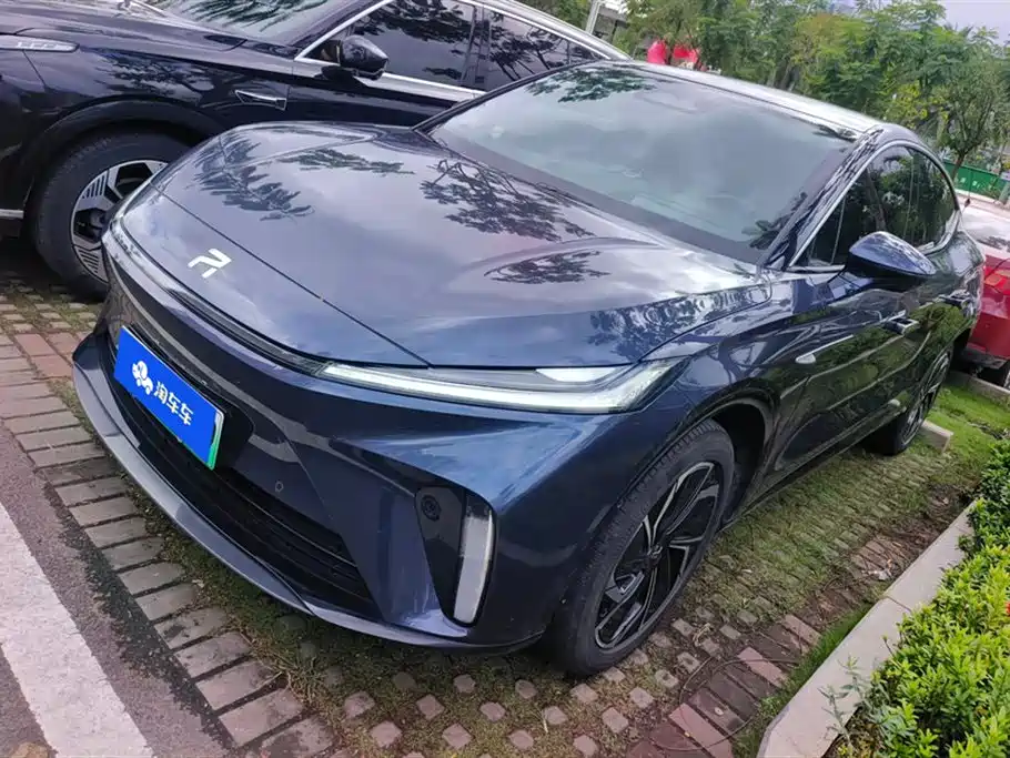 RISING AUTO FEIFAN R7