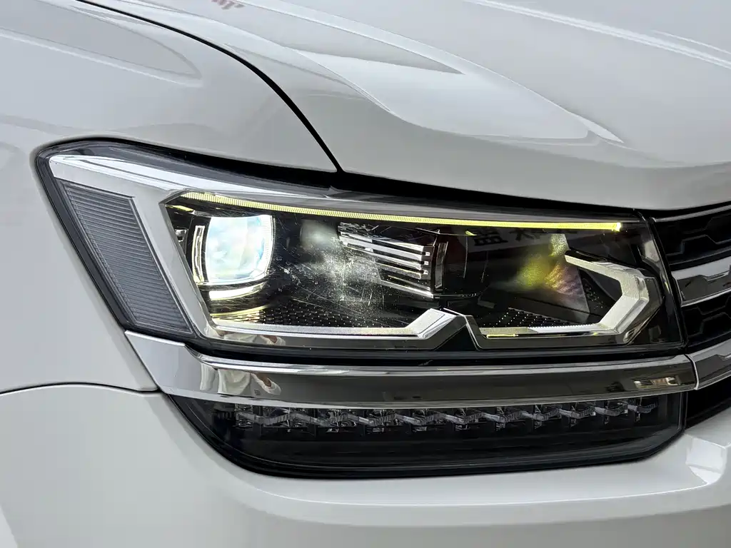 Volkswagen Tharu — миниатюра 4